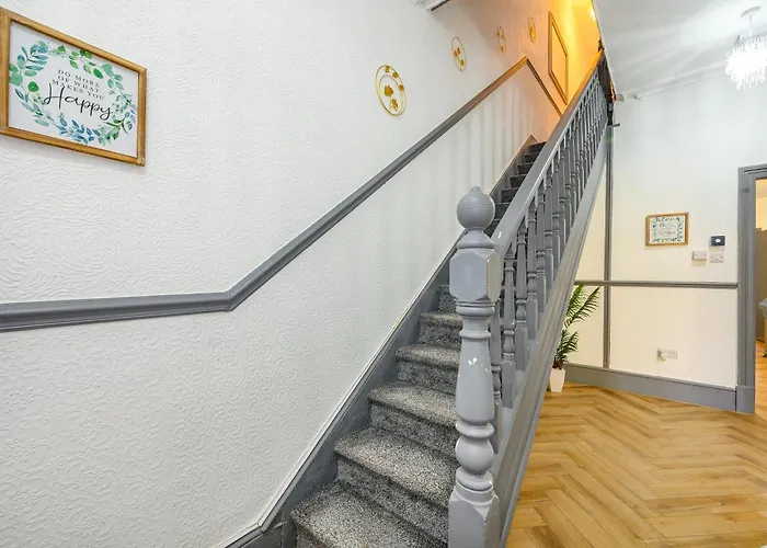 *rg7h*for Your Relaxed & Cosy Free Parking Leeds (West Yorkshire)